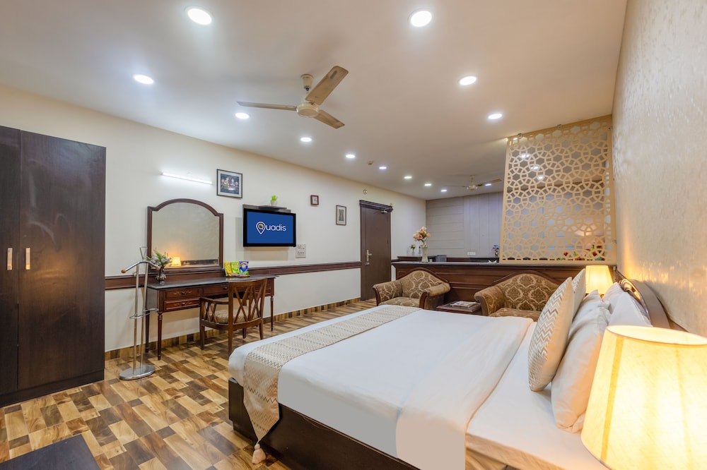 Hotel Amar Inn by Quadis - Lajpat Nagar