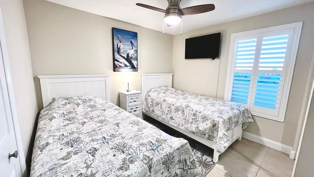Pelican Beach 0716 2 Bedroom Home