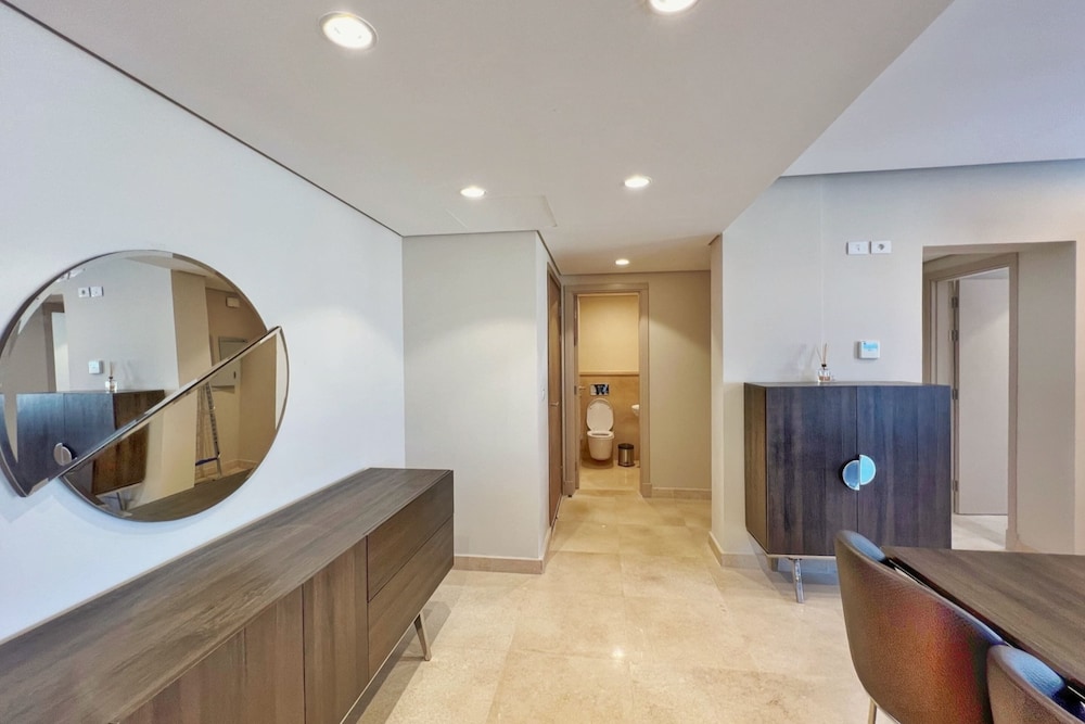 Xuru Stays I Homestyle 3BR Penthouse Pool & Beach View