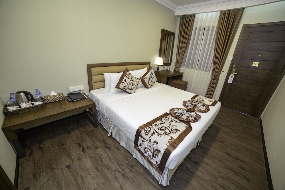 Cloud 10 Boutique Hotel