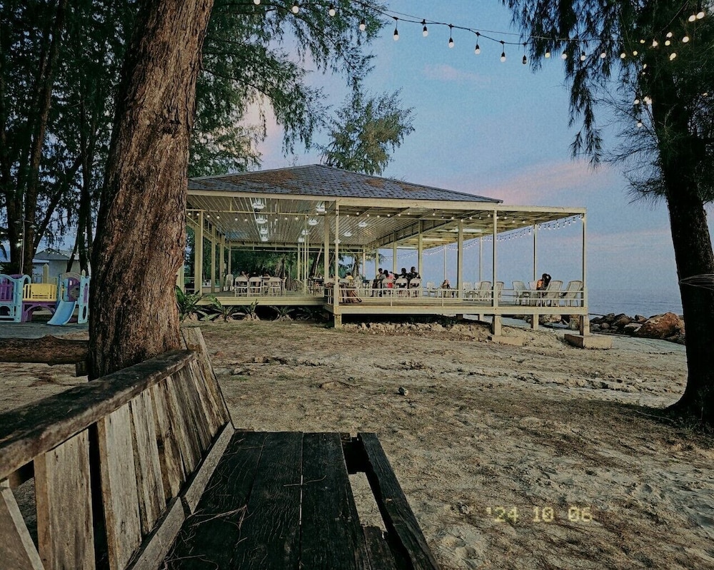 Suvarn Gleaw Thong Resort