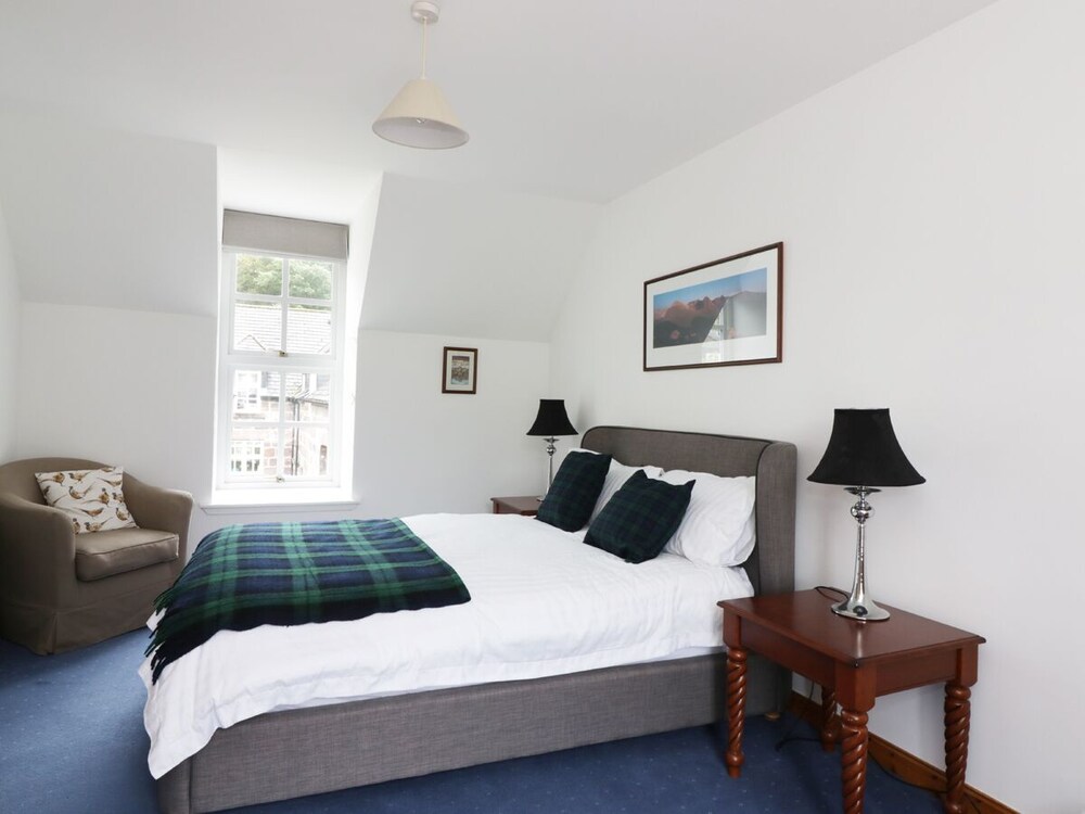 Dunnottar Woods House view 3