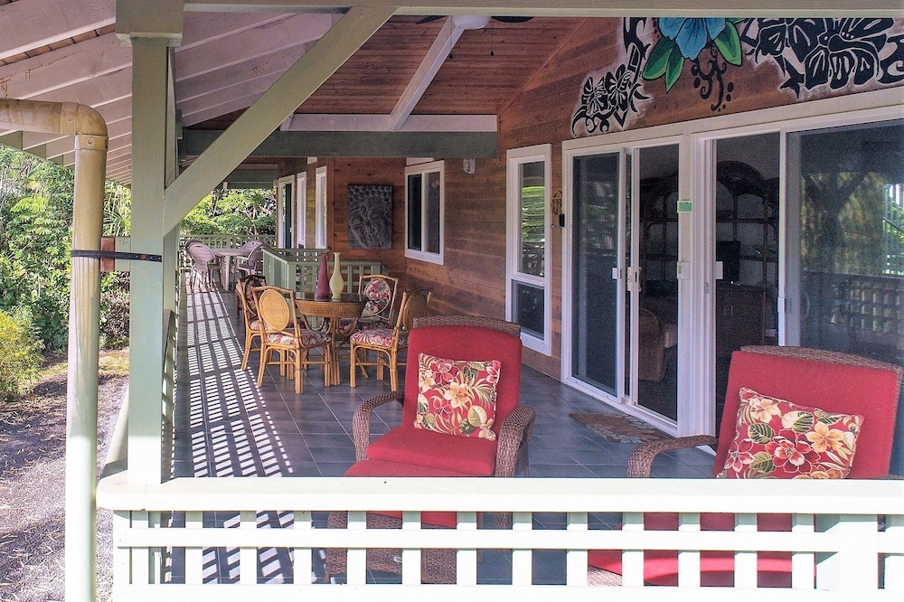 Hale Ki'i Maka Manu 4 Bedroom Home by RedAwning - Property Image 4