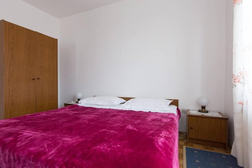 Apartman Mona 1