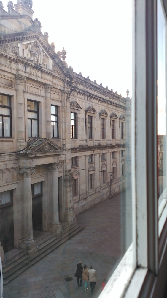Hotel Pico Sacro II