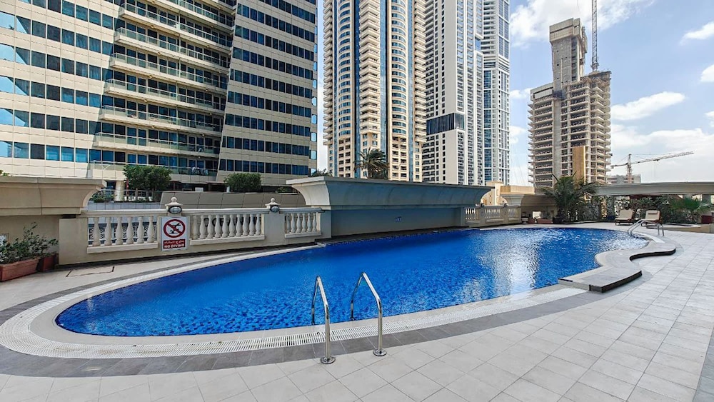 1 Bedroom in Marina With Stunning Ain Dubai View