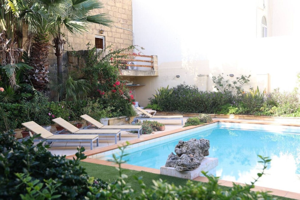 Rustic Xag ra Farmhouse With Pool Garden BBQ