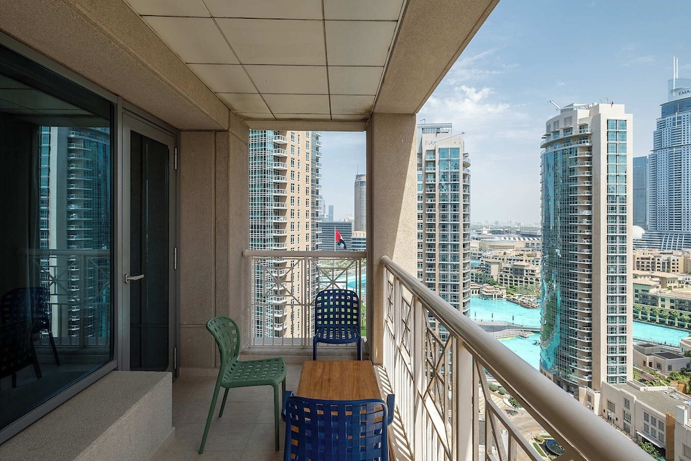 Bellavista - Elegant -2BR -Fountain View
