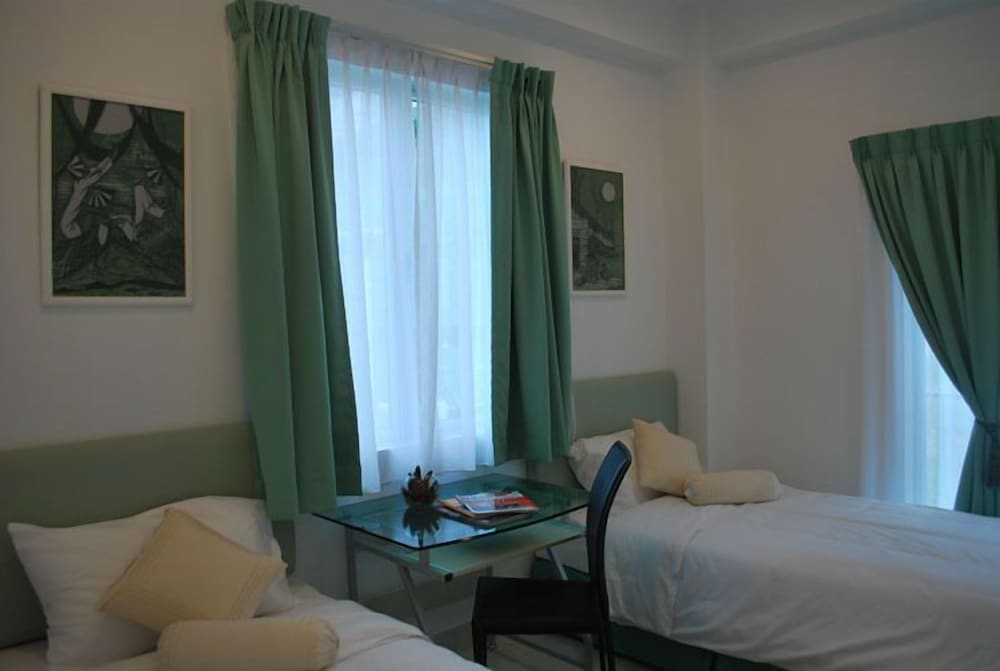 Mciti Suites