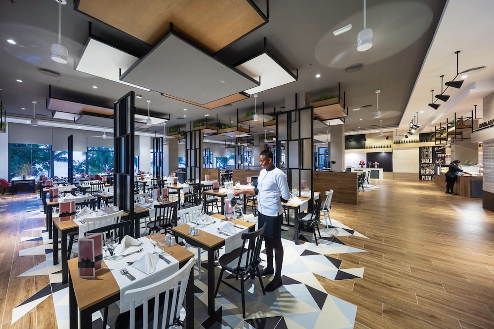 Jamaica Vacations - Hotel Riu Ocho Rios - All Inclusive - Property Image 37