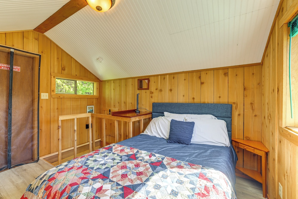 Cabin on 5 Acres in Port Angeles w/ Fire Pit! view 2