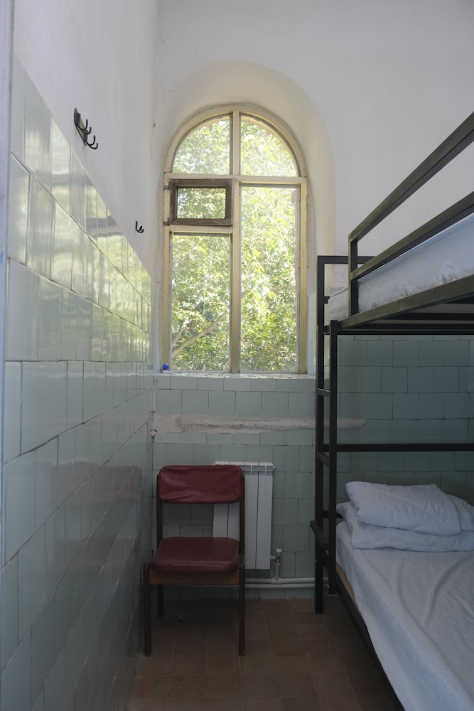 Tumanyan Bathhouse Hostel