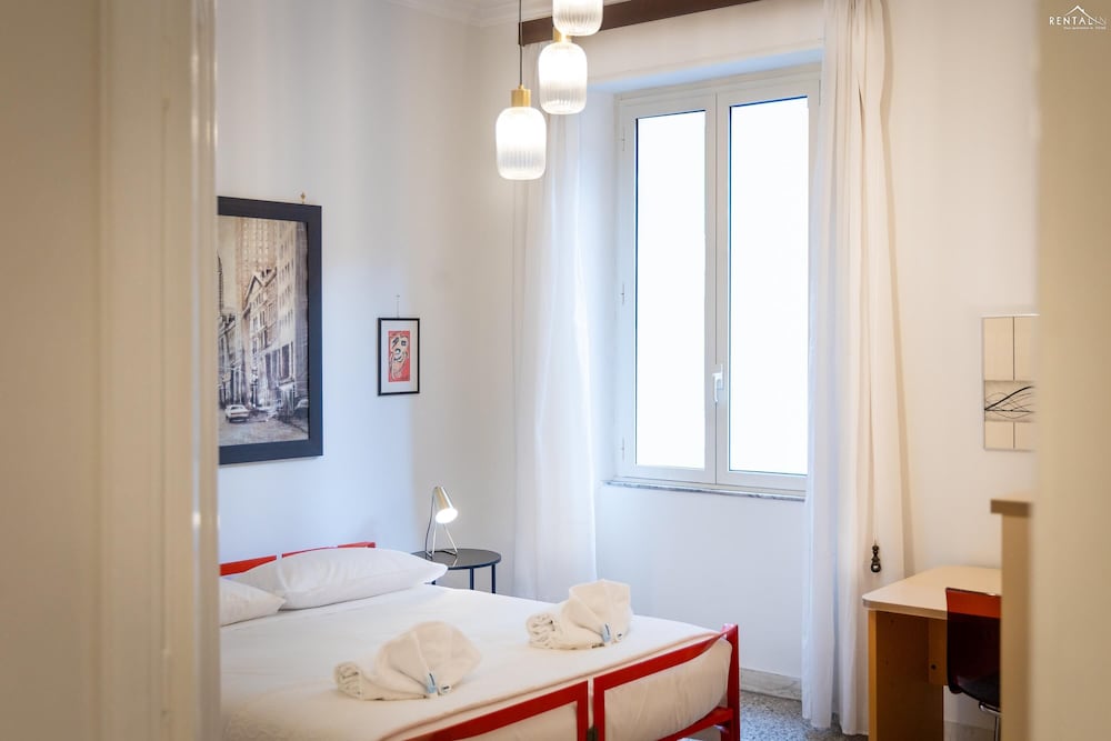 Clodia 5 Apartment