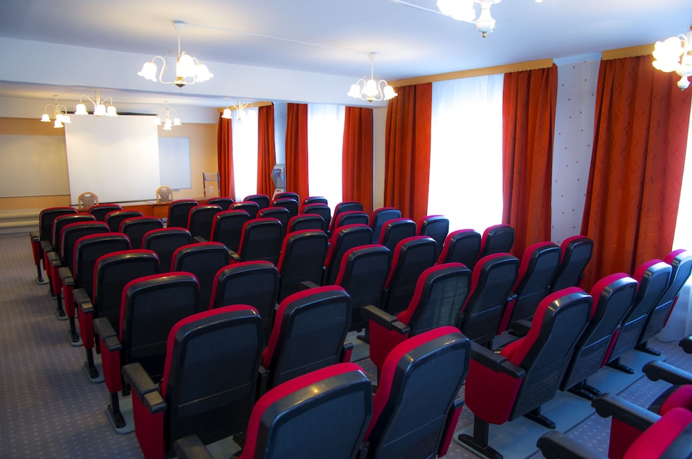 meeting & event spaces
