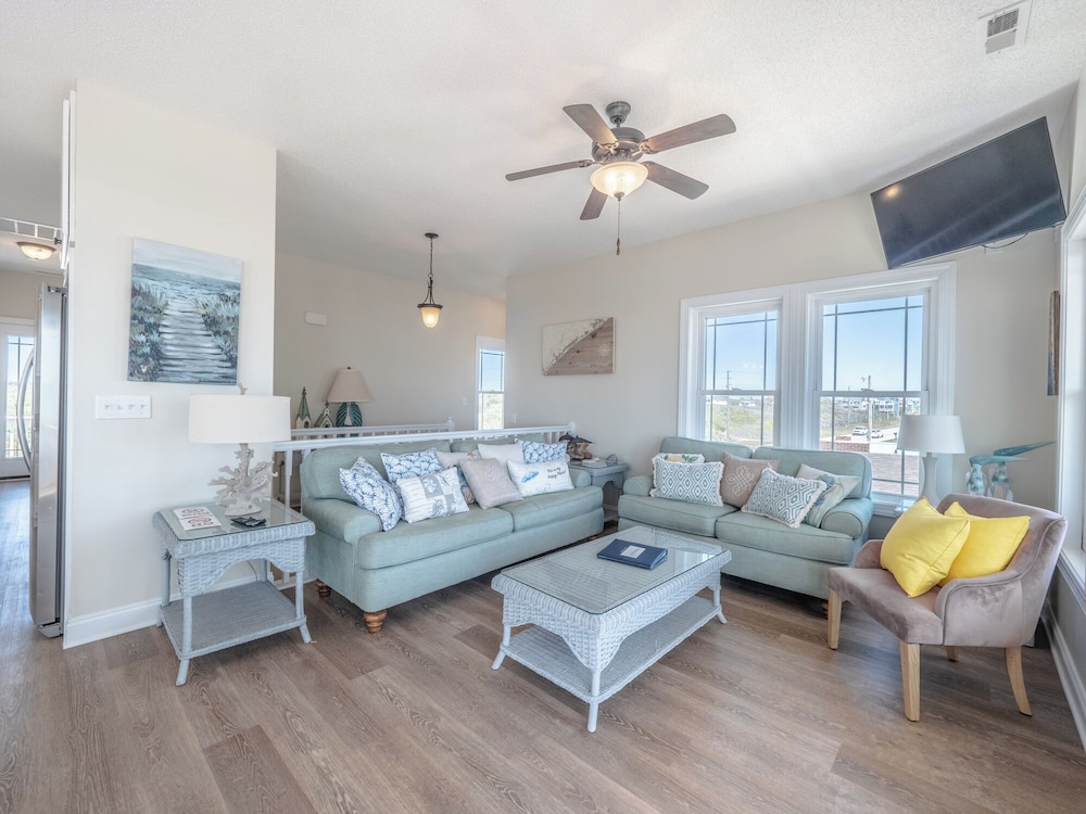 Dream Catcher at the Beach by Topsail Realty
