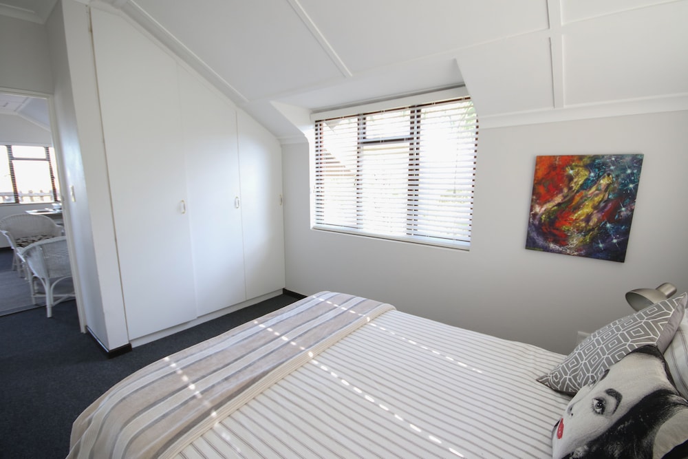 Moonriver Self-catering