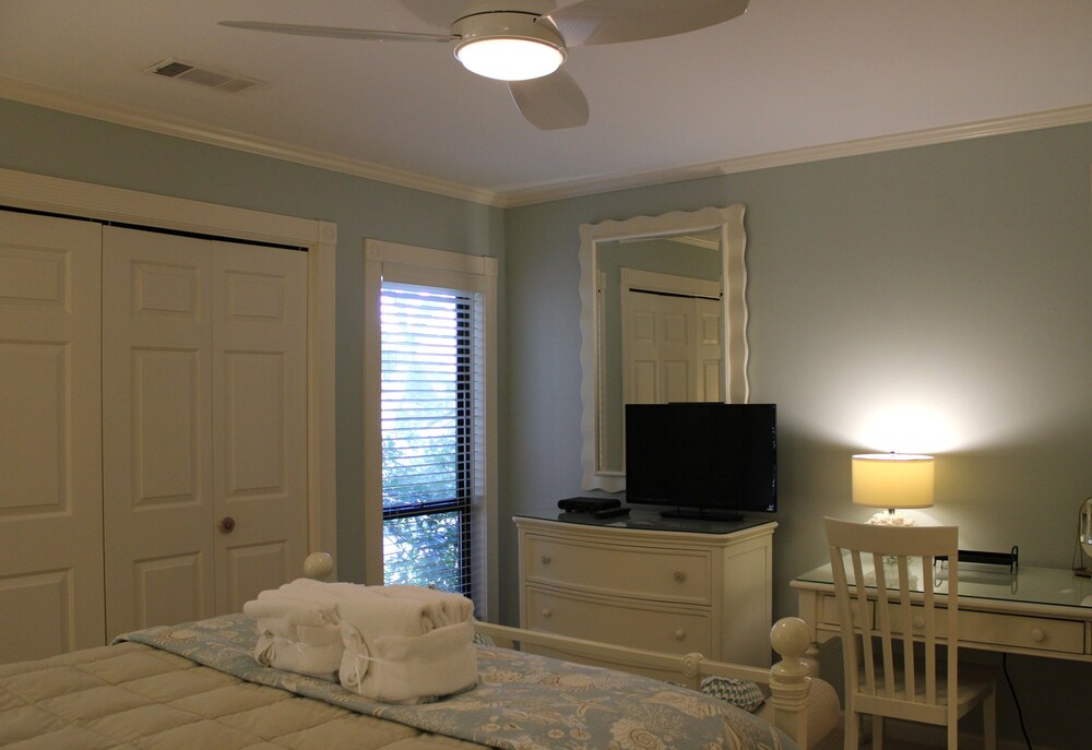 2618 Calibogue Club at The Sea Pines Resort view 4