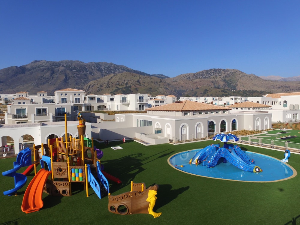 Anemos Luxury Grand Resort