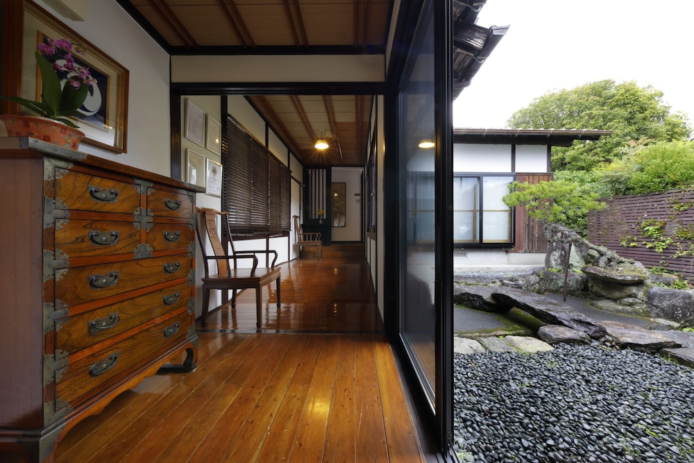 Imurakebettei Tsukinohanare view 5