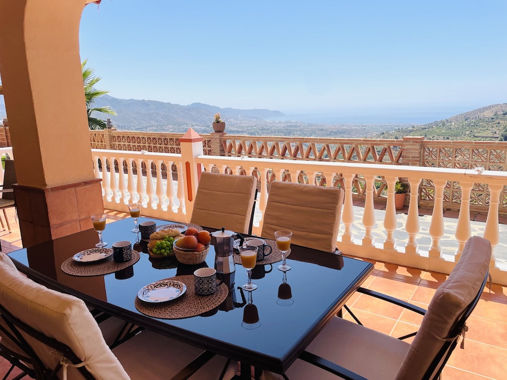 Villa Arco Iris by At Home Costa del Sol