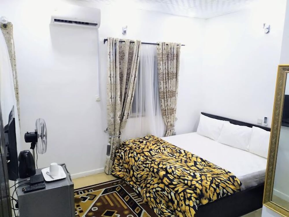 Cosmetro Shortlet Homes