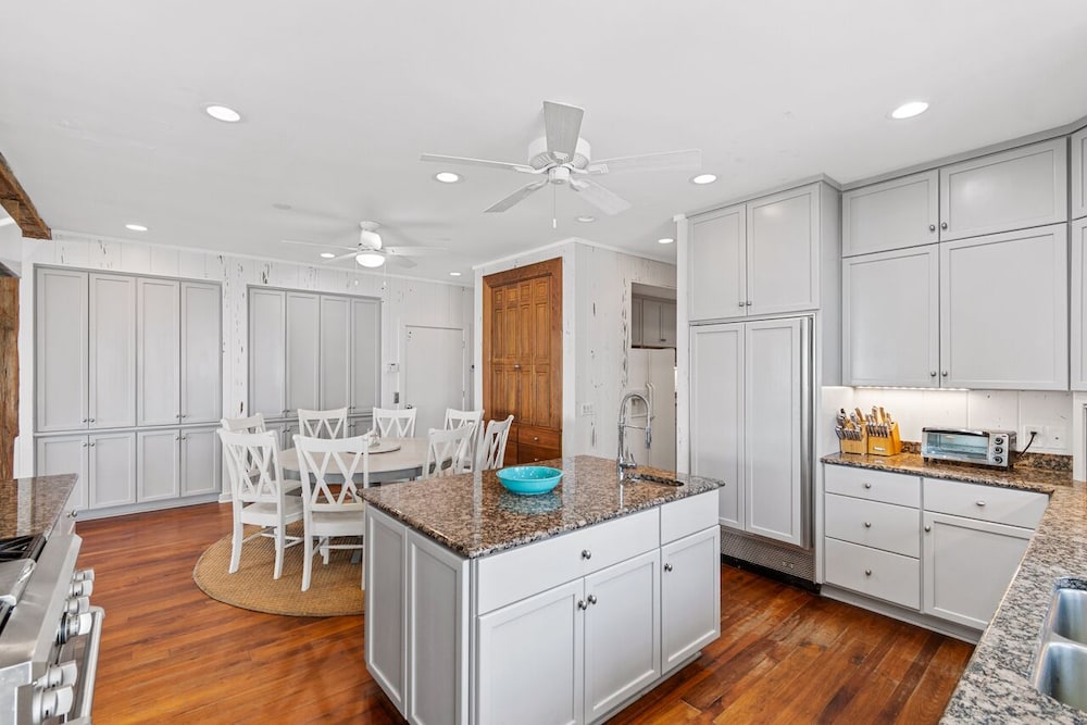 Lachicotte Vacation Rentals