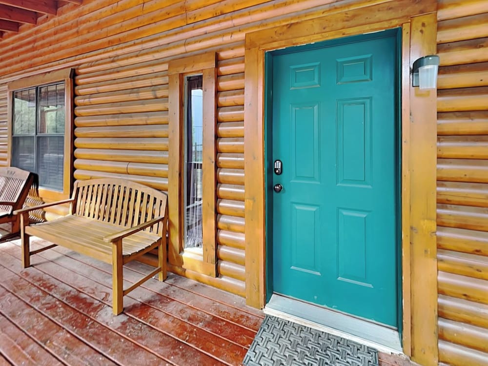 Wine N Pines by Ruidoso Vacation Rentals