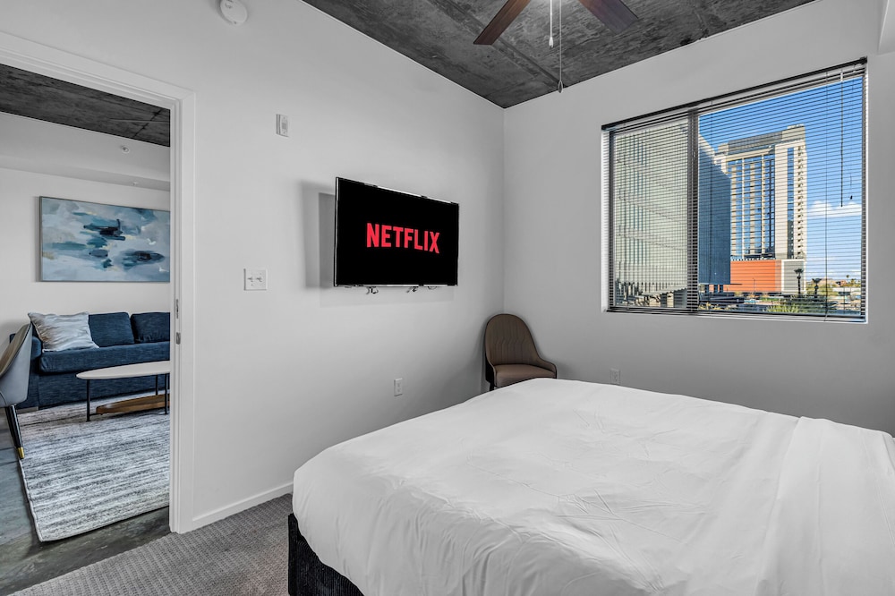 Phoenix Urban Luxury Escape