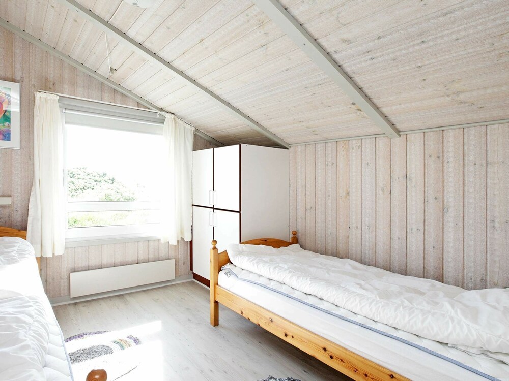 Sprawling Holiday Home at Hvide Sande With Indoor Whirlpool view 3