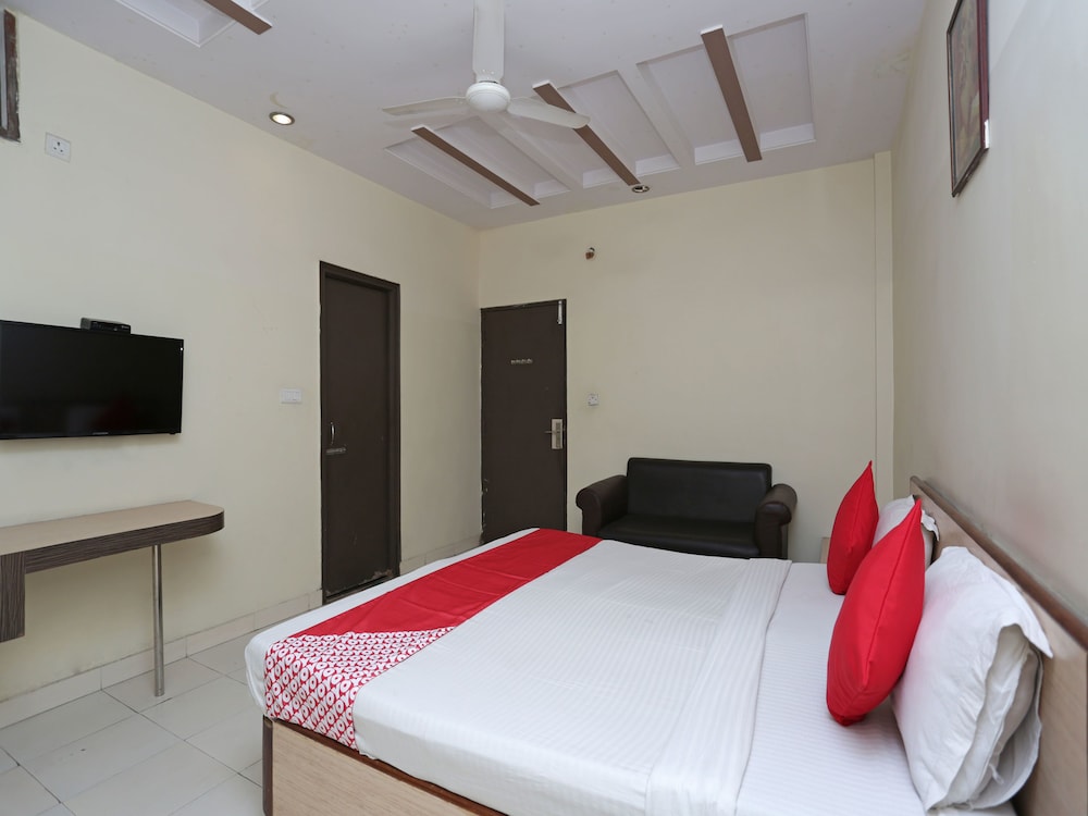 OYO 12914 Hotel Jagdish