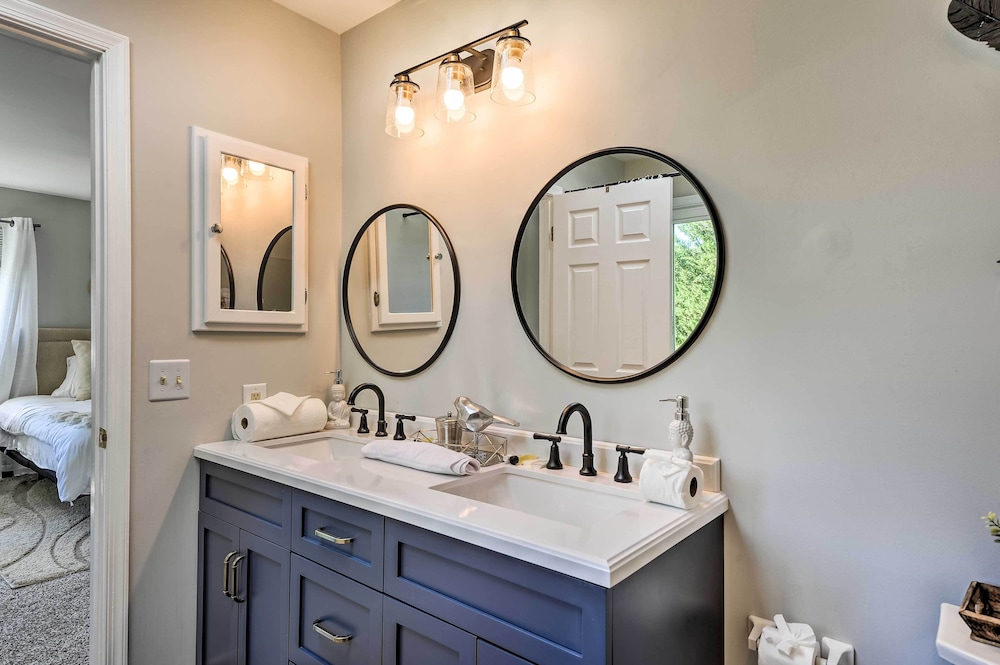 Annapolis Vacations - Annapolis Vacation Home: 2 Mi to Quiet Waters Park - Property Image 8