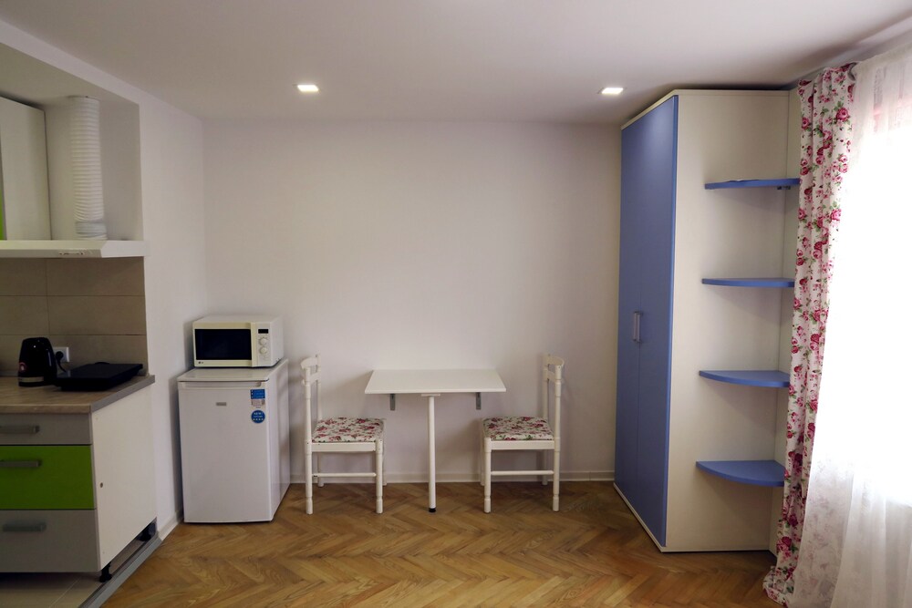 Holiday Rooms & Apartments - Rosy Garden view 5