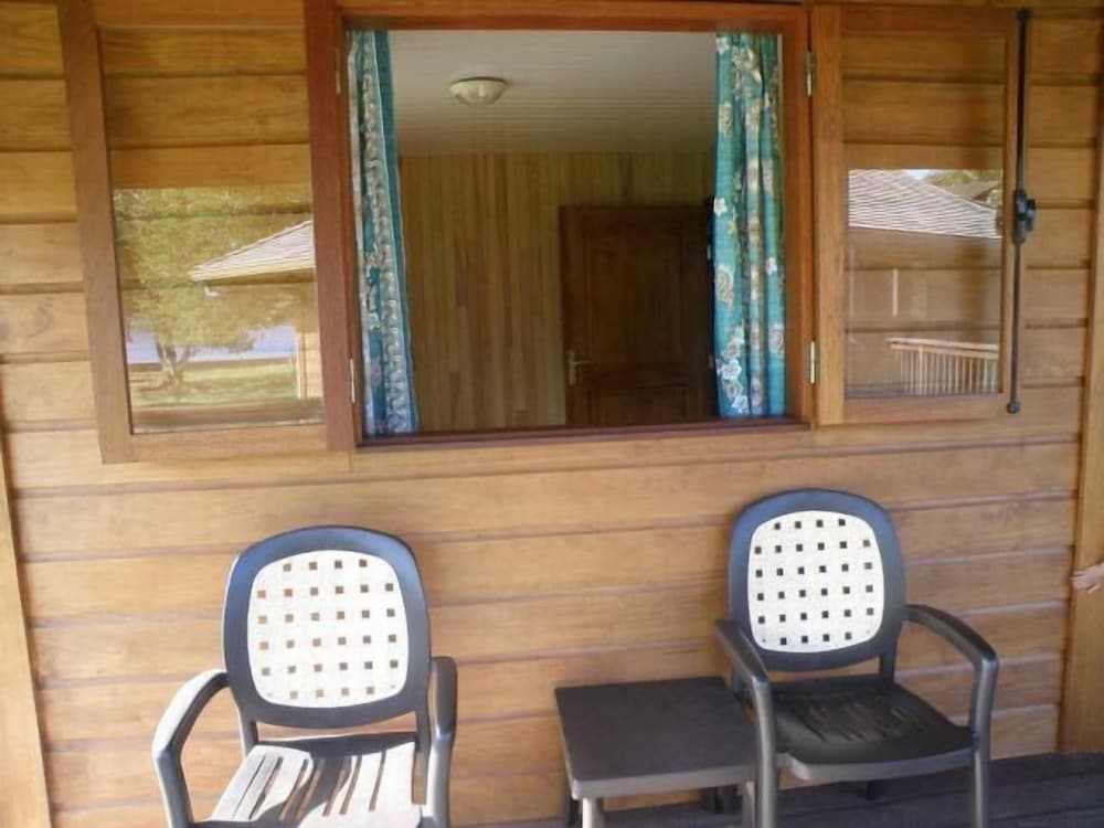 Vaianae Lodge