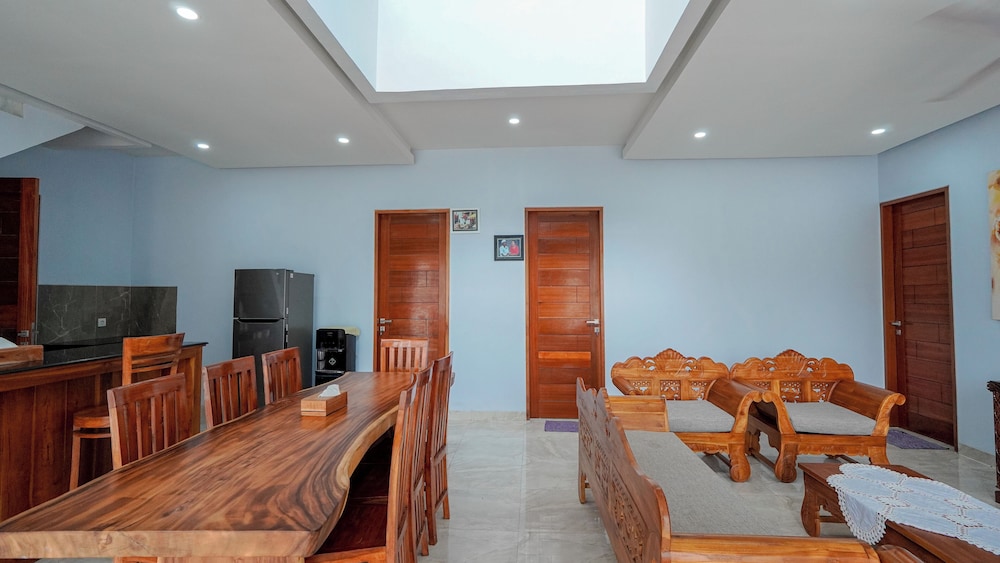 Mona Bali Guest House