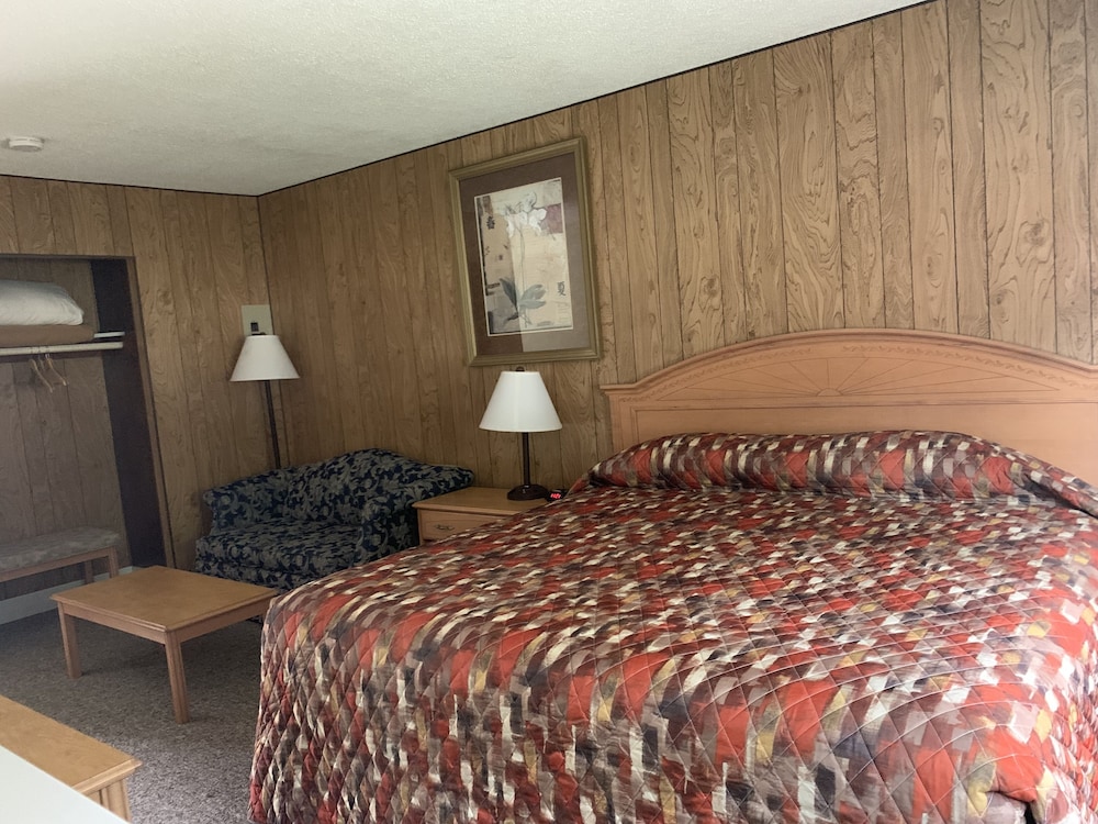 Greenview Motel and RV Park