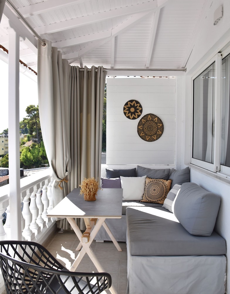 Angelos Design Suites