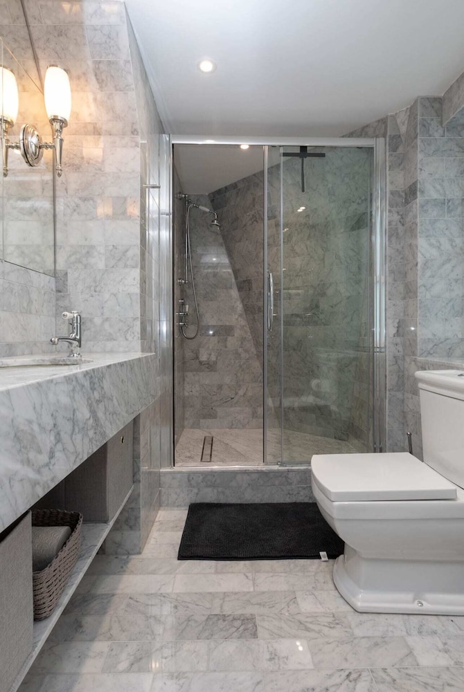 Stylish 2 Bedroom Apartment Near Oxford Street