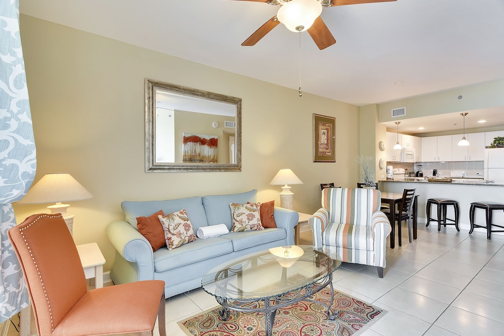 Grand Panama Beach Resort by Book That Condo