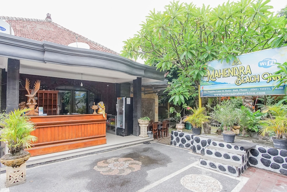 Mahendra Beach Inn, Kuta - 10