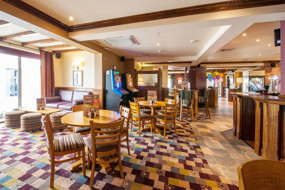 Premier Inn Stoke-On-Trent - Hanley, photo 21