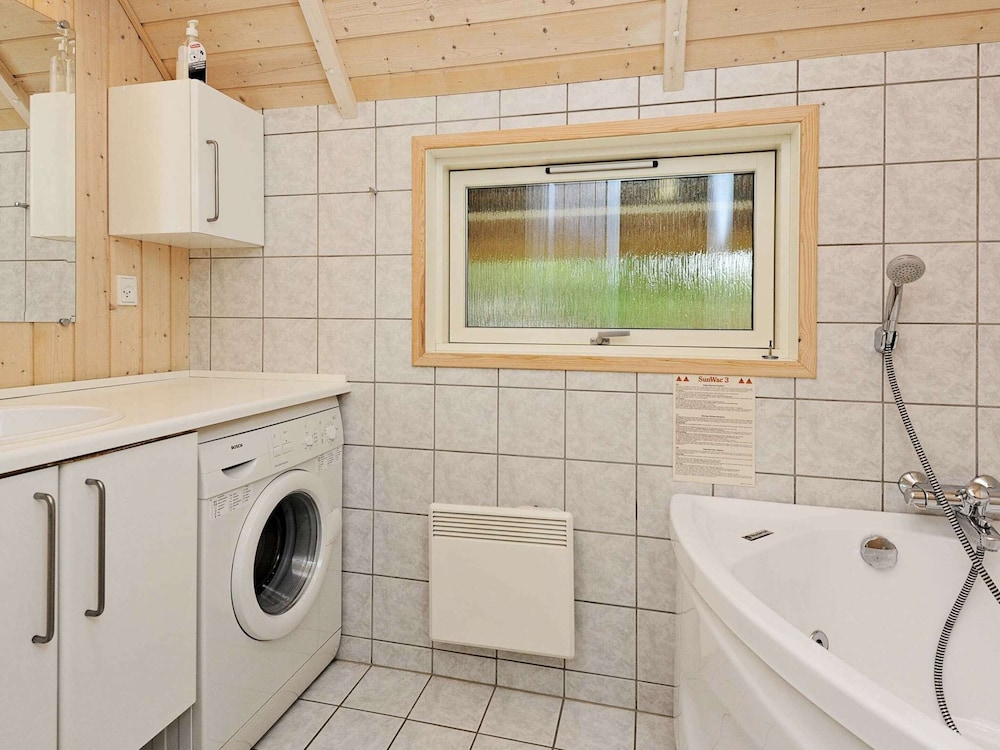 6 Person Holiday Home in Blavand