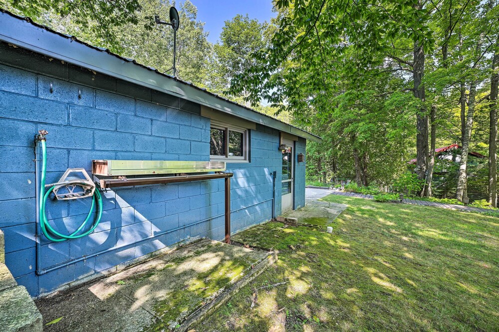 Lakefront Hideaway w/ Dock, Kayaks, Fire Pit!
