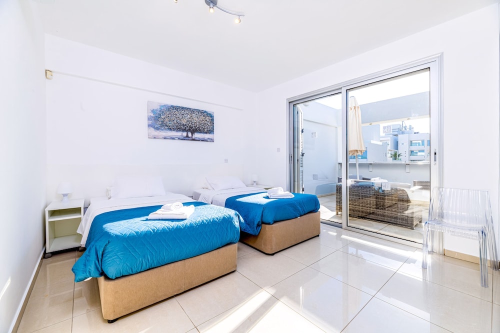 Silver Sands Penthouse