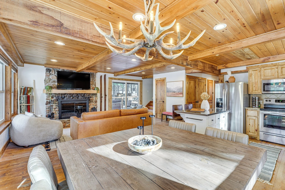 Hot Tub + Fireplace: Cozy Angel Fire A-frame Cabin
