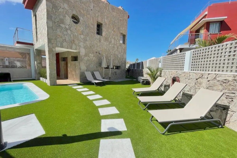 Villa Canarias