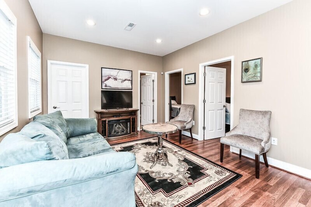 Leesburg Vacations - The Manor at Courtland Farm - Property Image 58