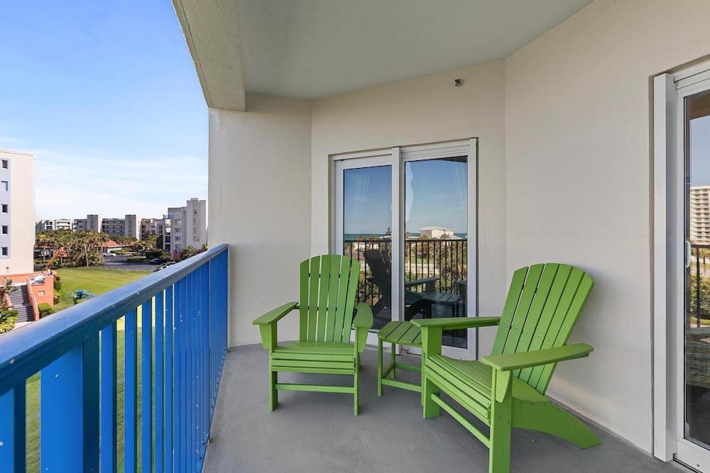Oceanwalk 3-403