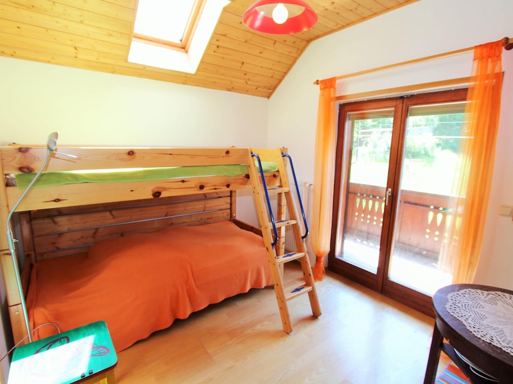 Cozy Apartment in Köttmannsdorf near Lake view 4