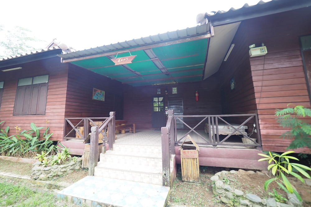 Phu Resort