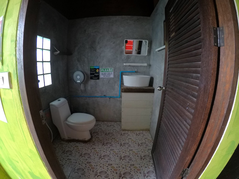 Love Station Hostel